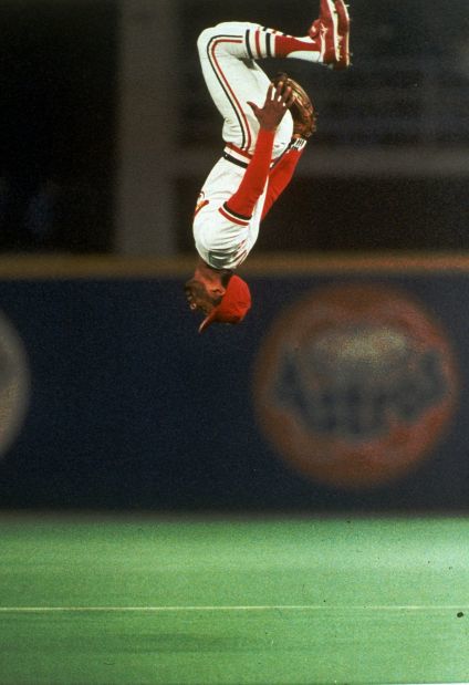 Ozzie flips, 1985